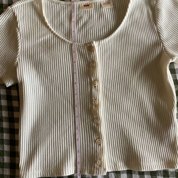 Levi's Cream Cropped Ribbed Top - Picture 4 of 5